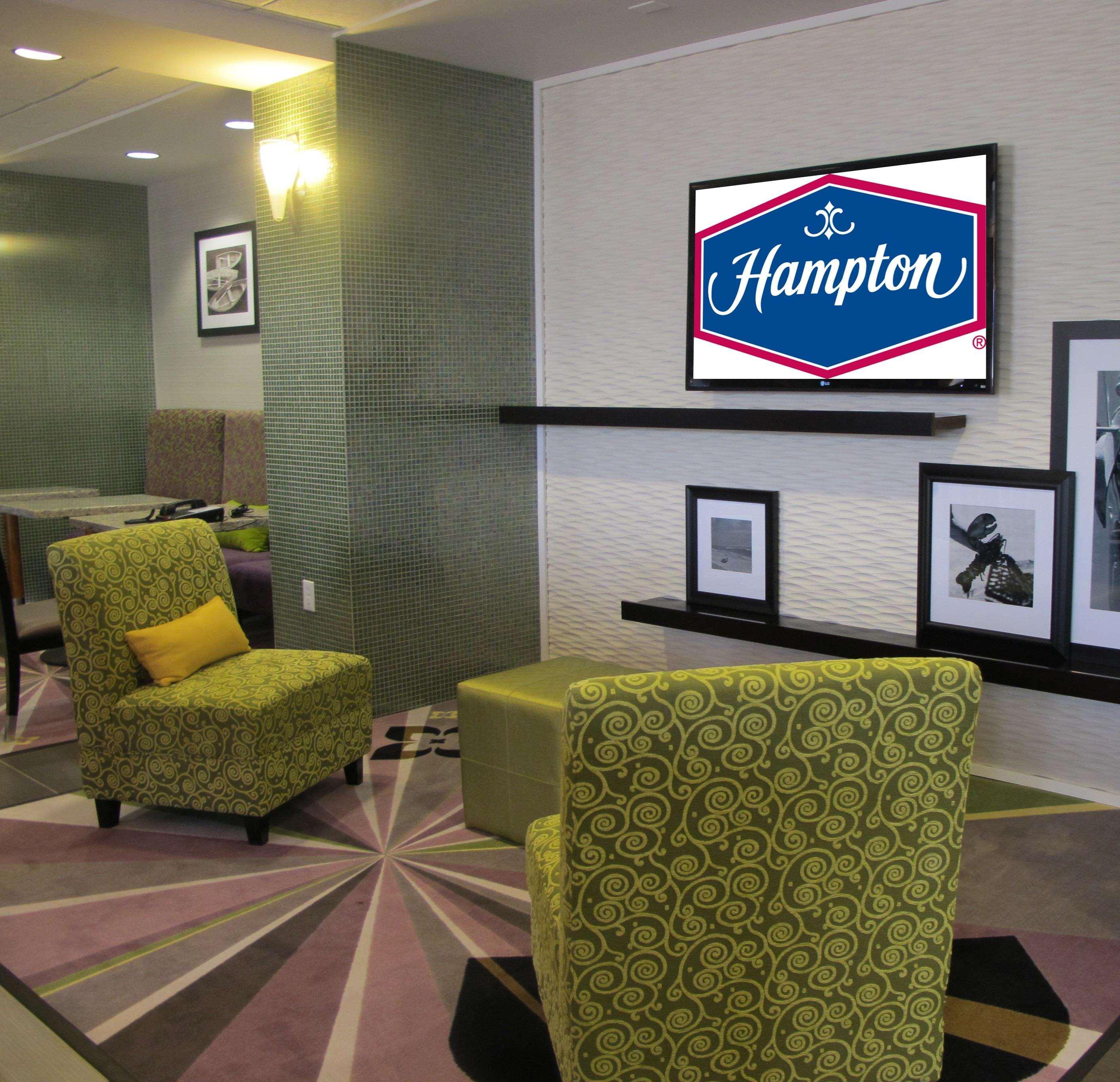 Hotel Hampton 3*