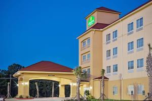 Hampton Hotel